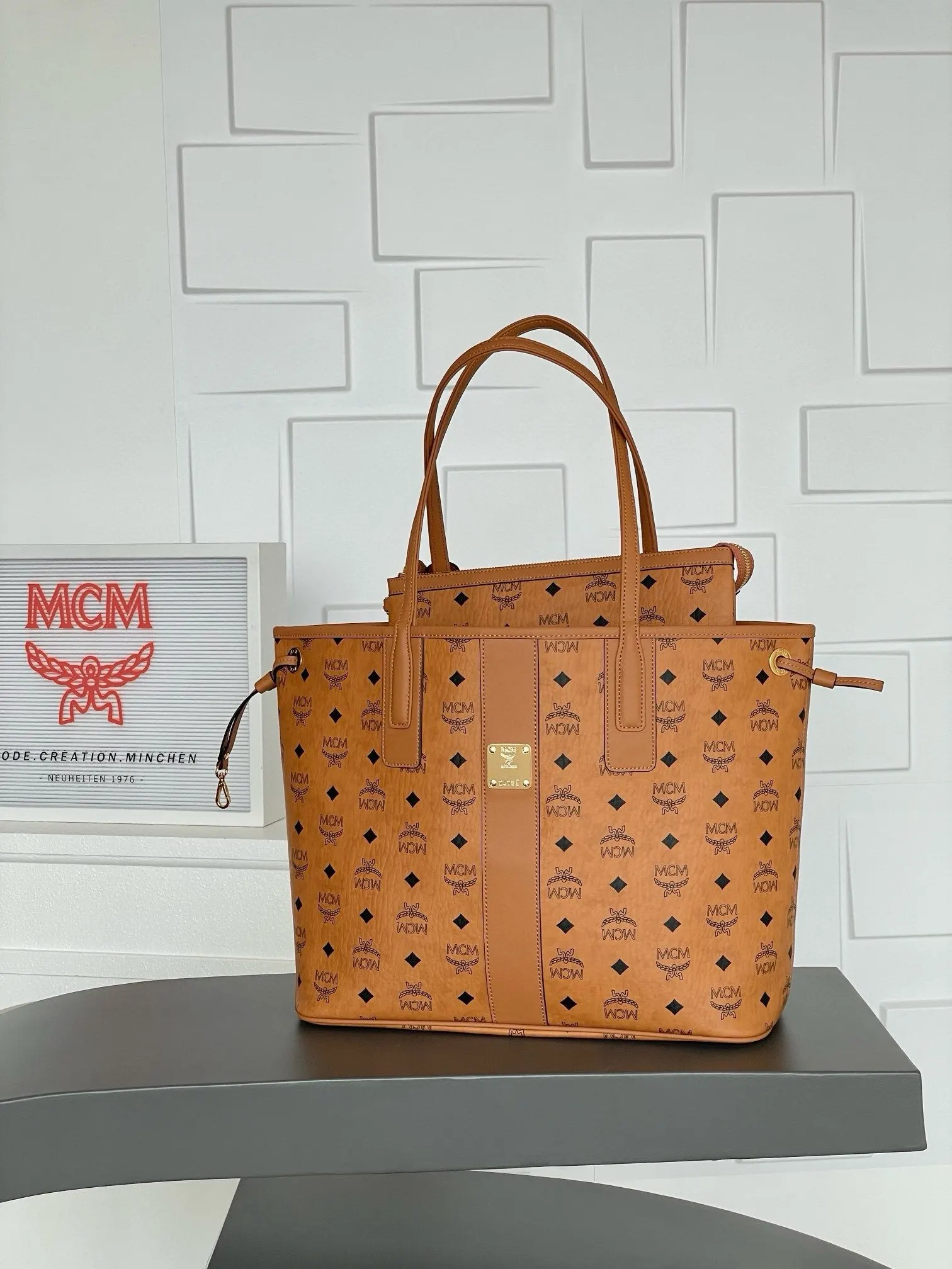 棕色 皮革 MCM 渠道 ce 手拿包 精致手拿款
