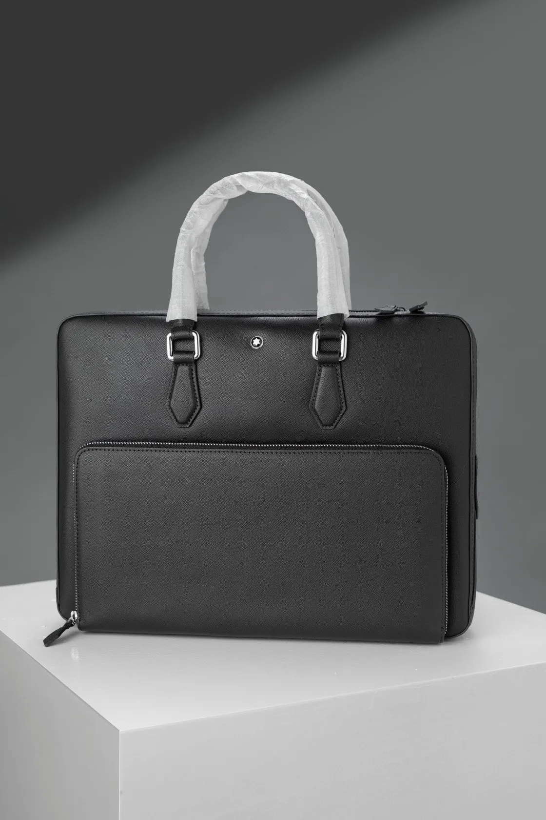 牛皮 MONTBLANC 全新万宝龙匠心系列中号公文包 型 商务通勤款