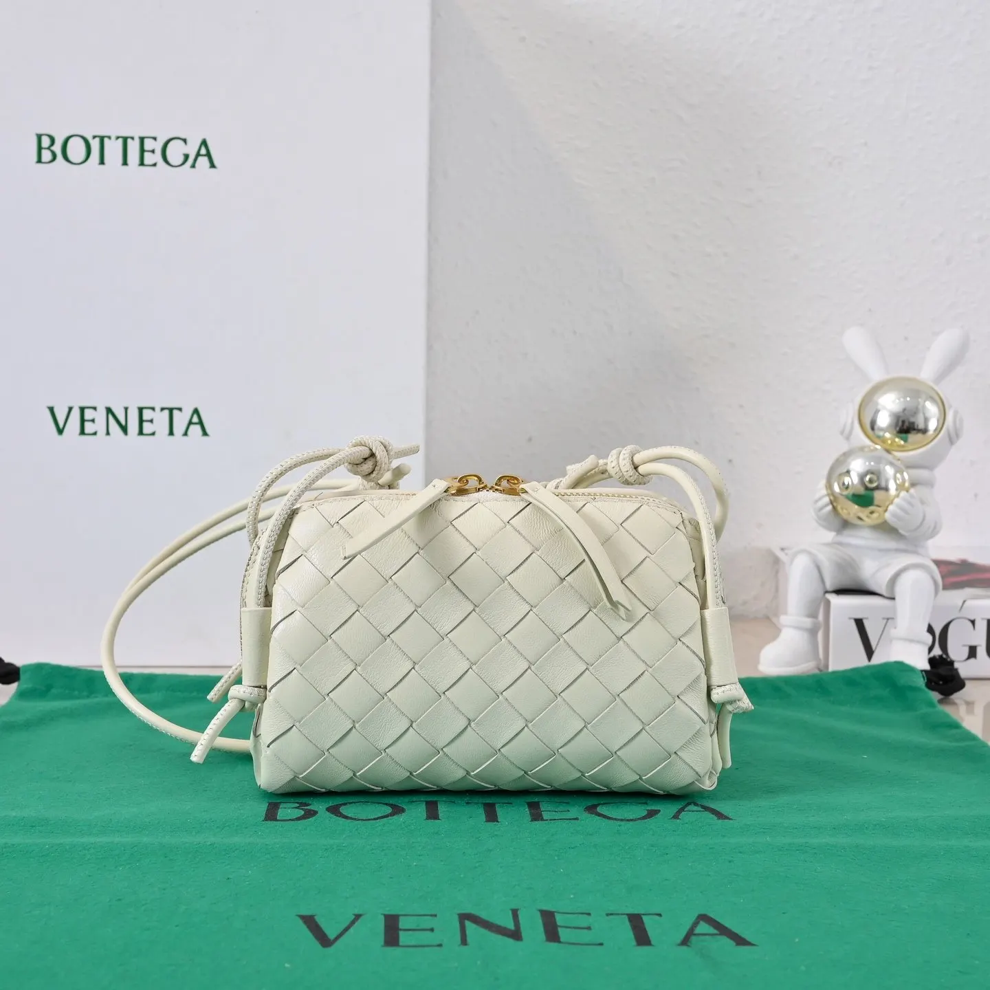 Bottega Veneta 腋下包 復古腋下背款
