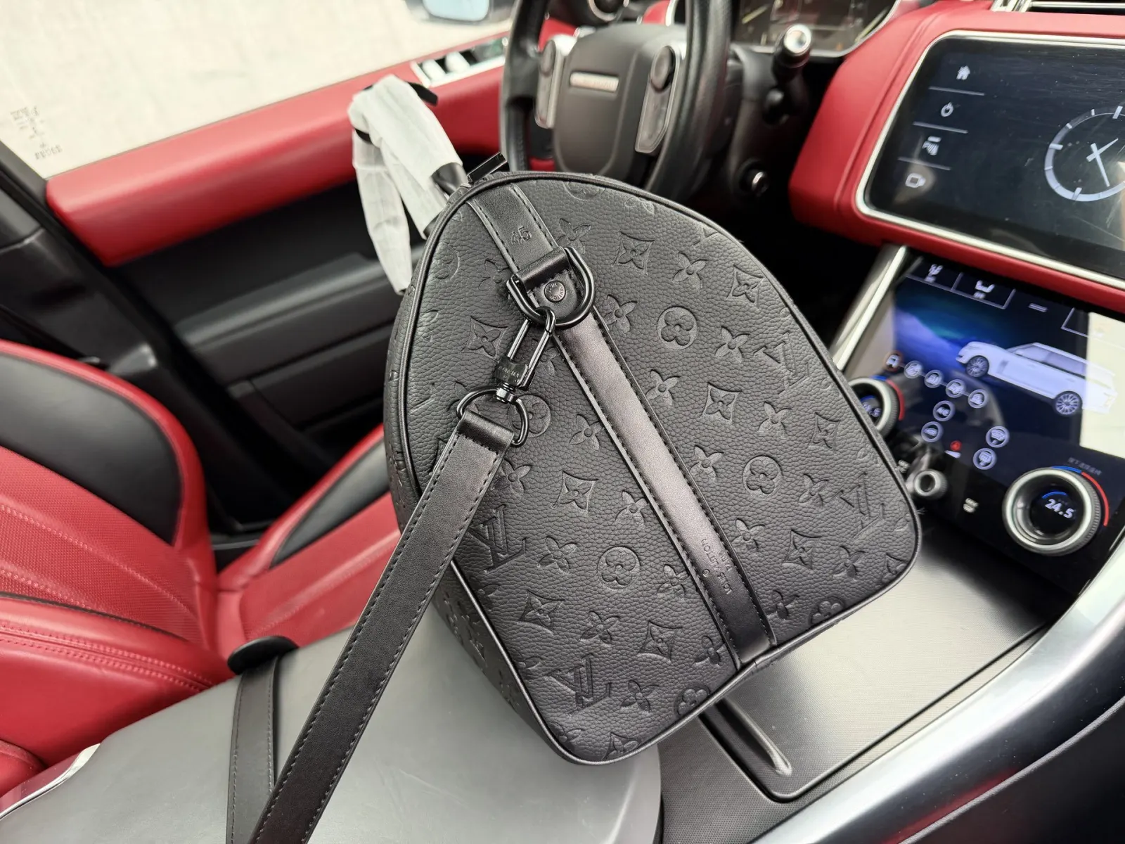 Louis Vuitton Black Fashion Item Travel Leather