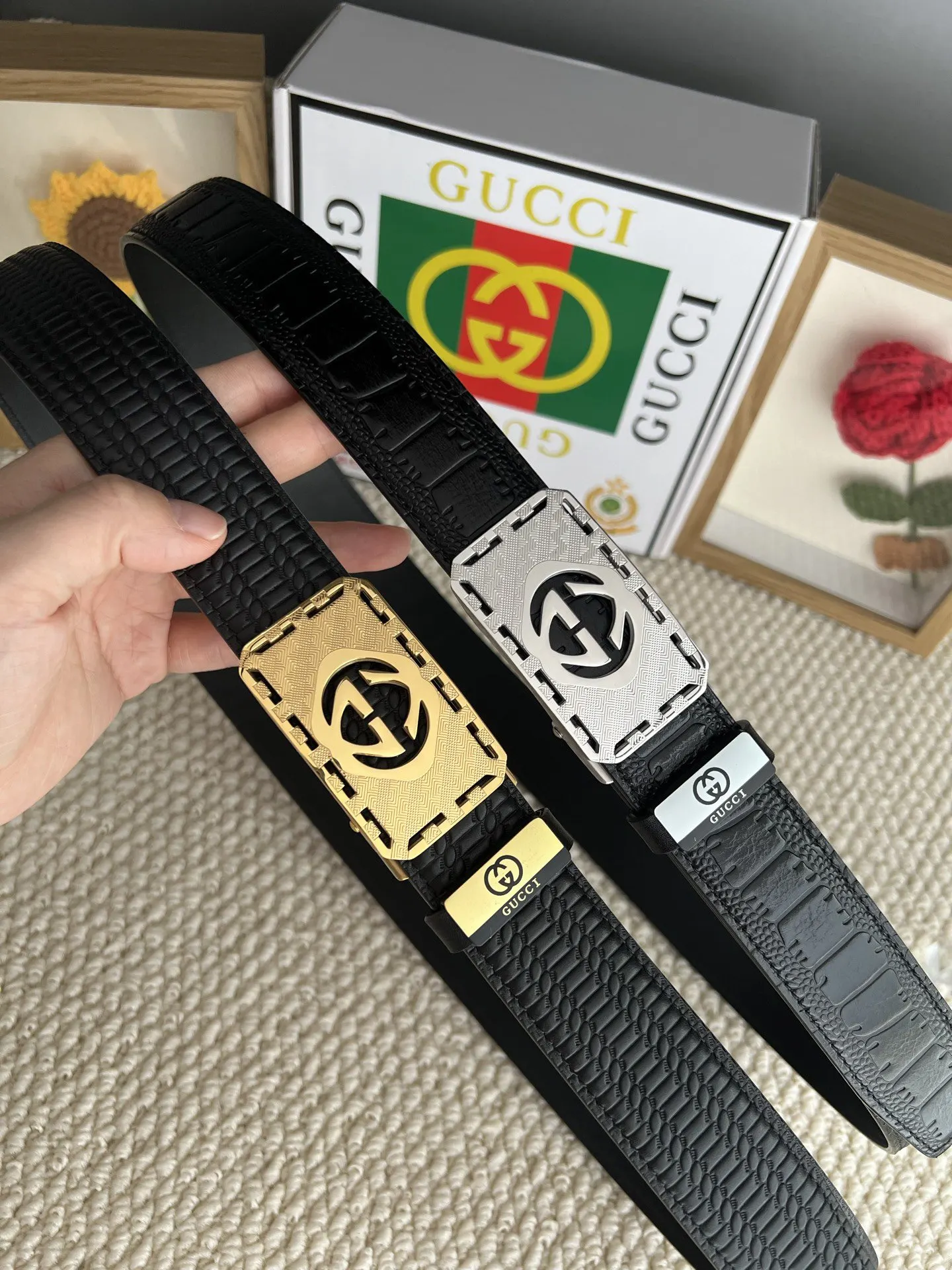 Gucci Double G Buckle Cowhide Belt
