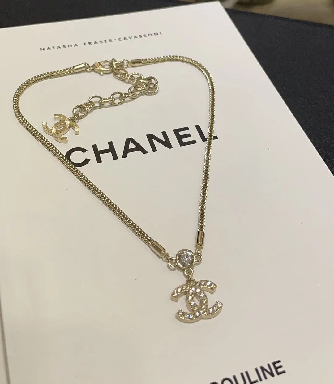 Chanel 金色 双C 满钻 鏈條 项链 精致锁骨链