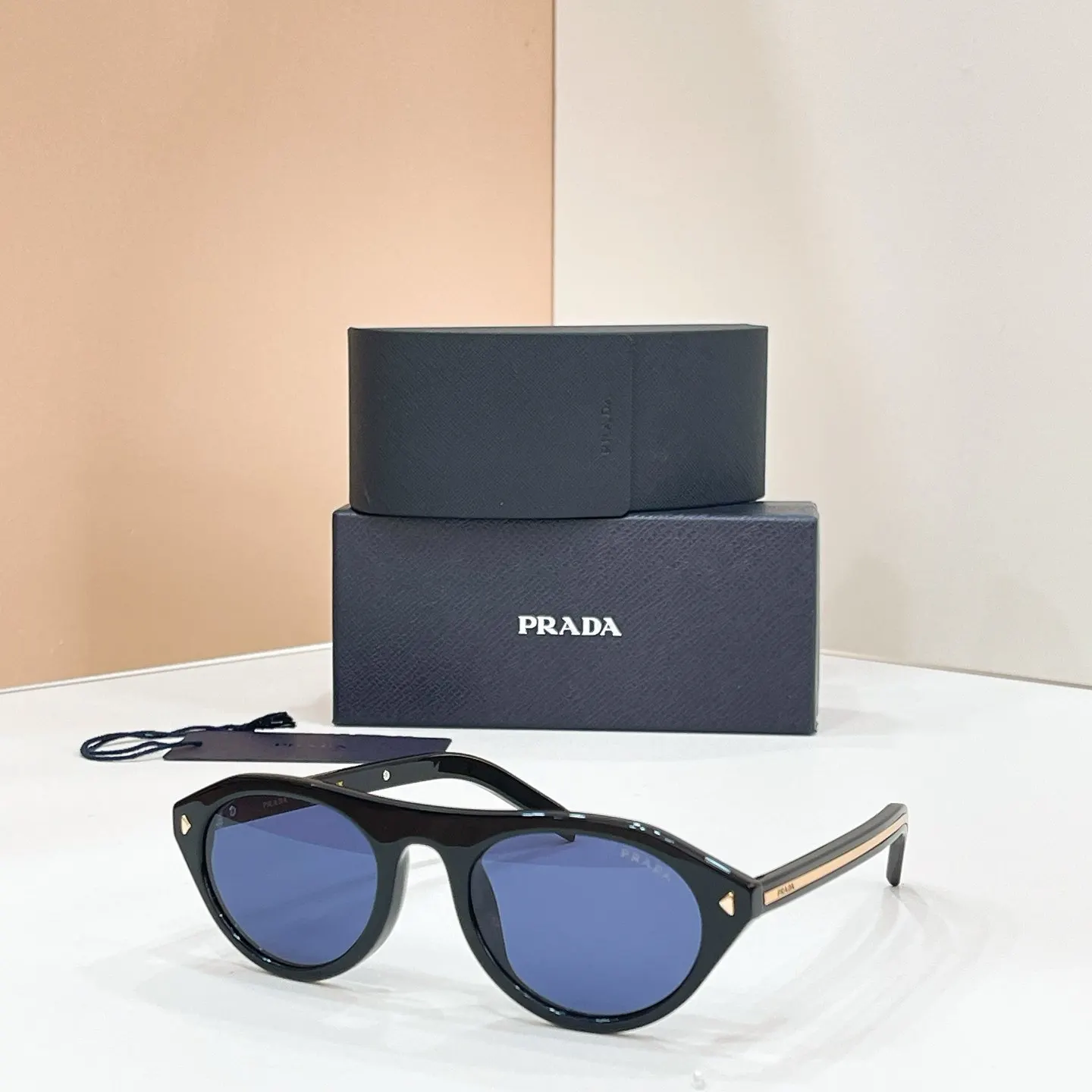 PRADA SPR B15 太阳眼镜 時尚遮阳款