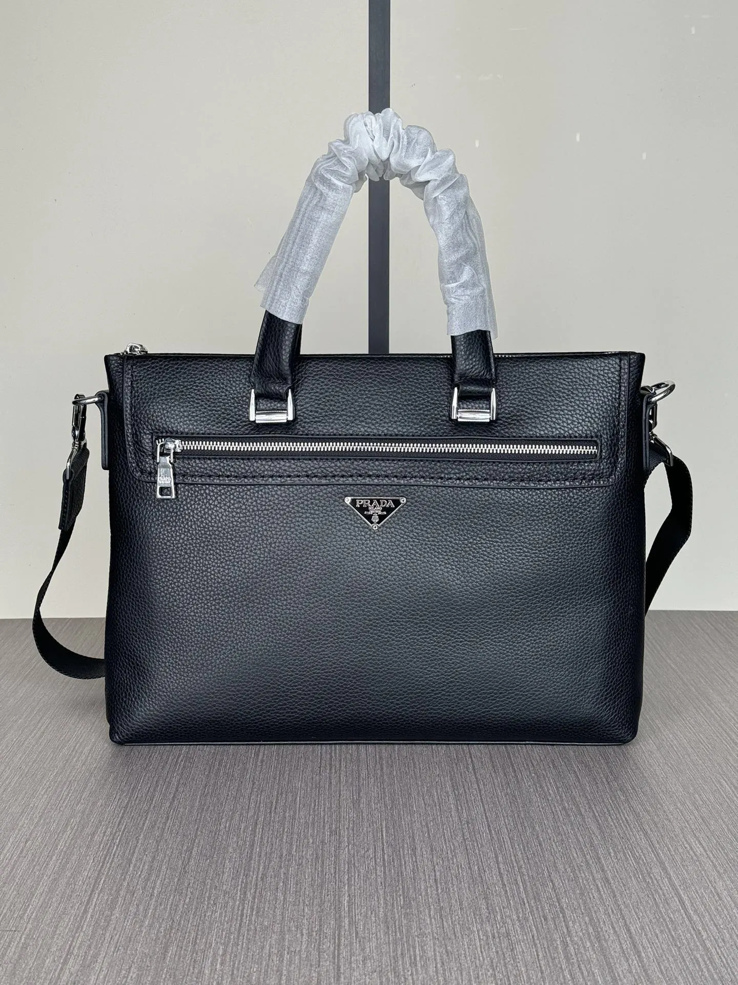 Prada 黑色 小牛皮 公文包 商務通勤款
