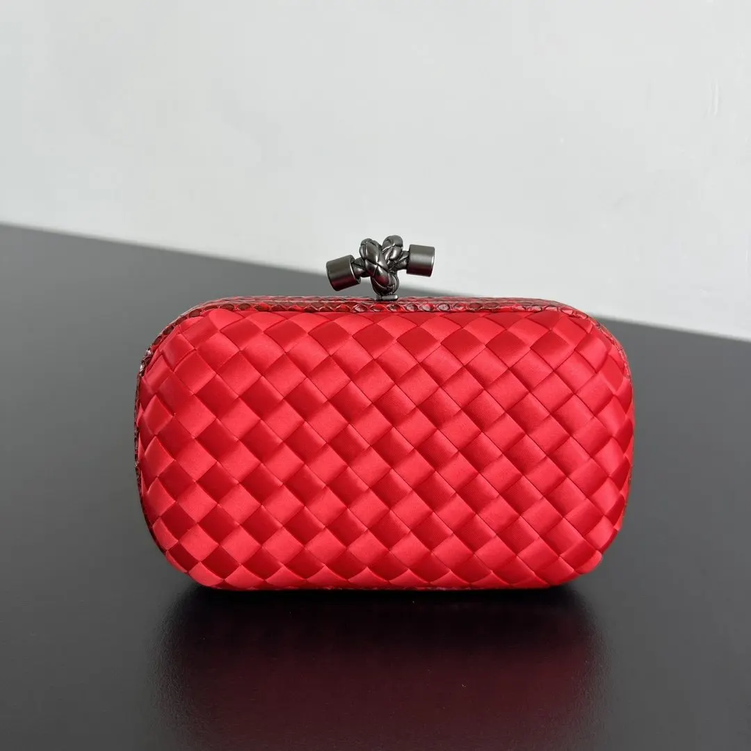 Bottega Veneta 化妝包 便携收納款