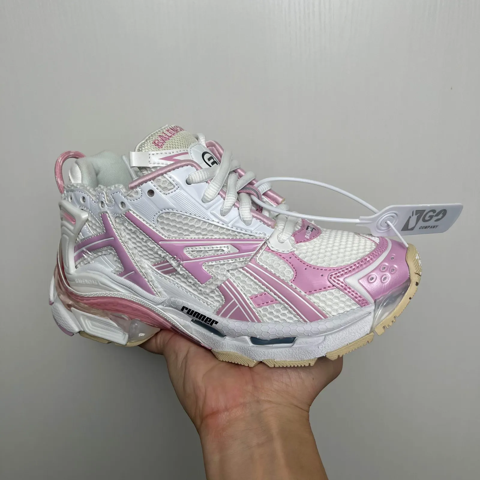Balenciaga 7代 白粉红 運動鞋 休閒運動款