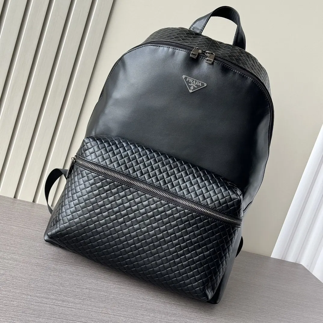 Prada 黑色 小牛皮 行李箱 旅行拉杆款 輕便出行款