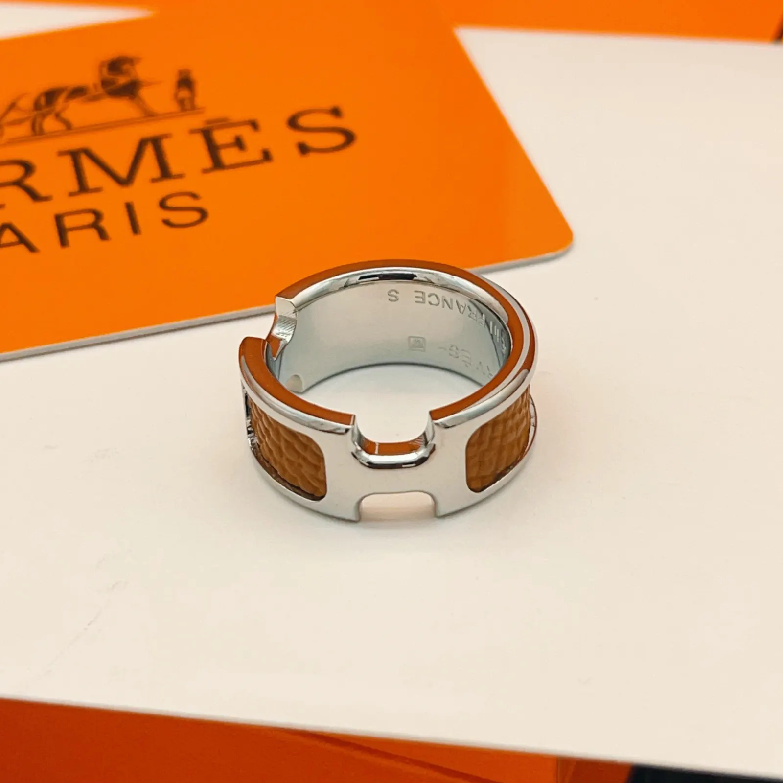 Hermes 棕色 皮革 首饰 精致配飾款