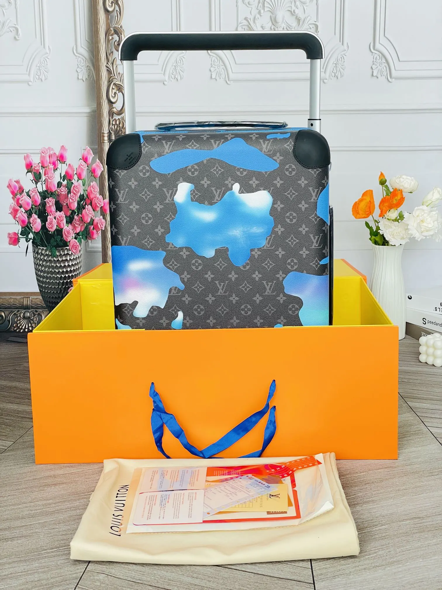 Louis Vuitton Monogram Suitcase Travel Lightweight Canvas