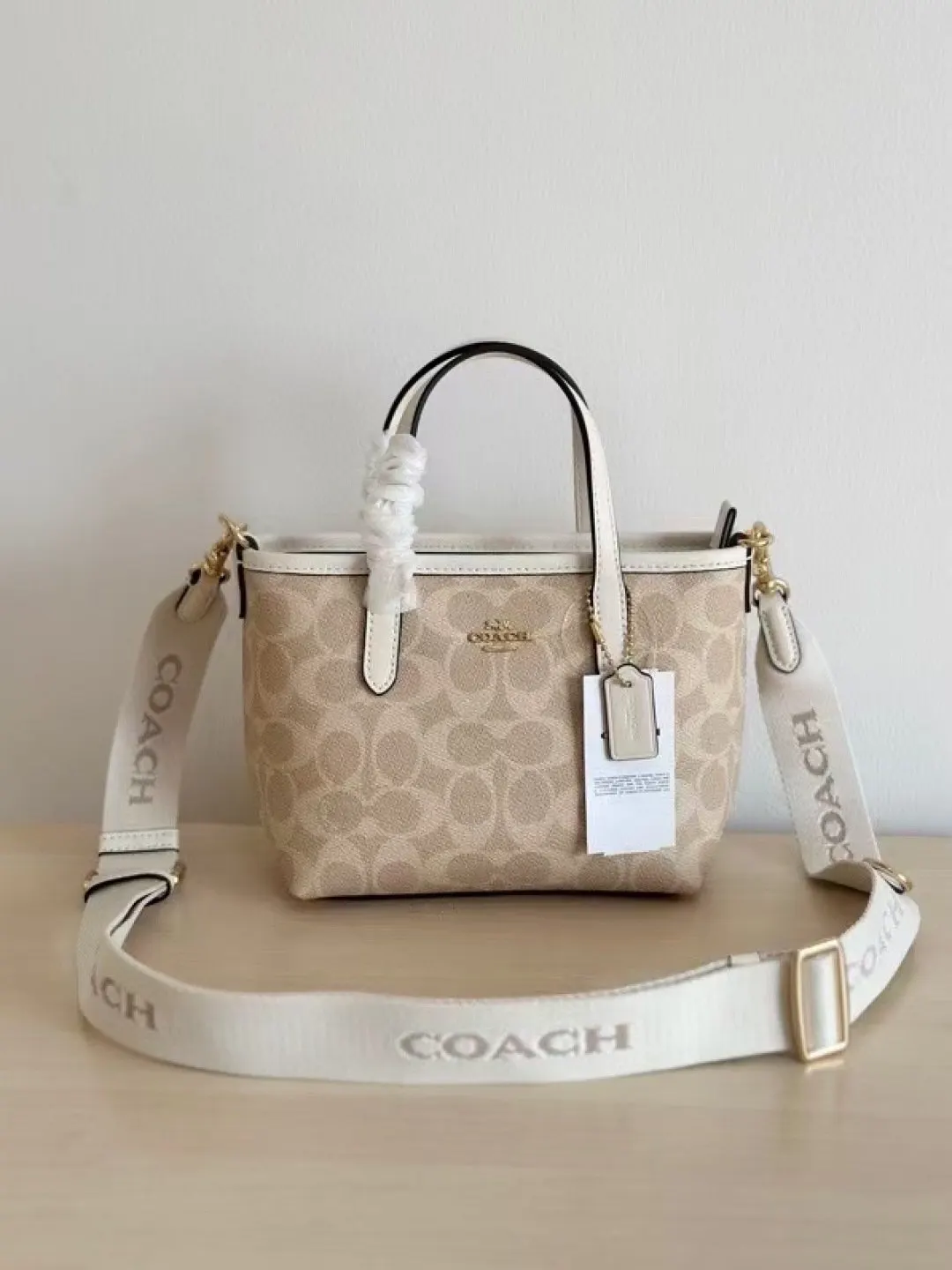 Coach 牛皮 托特包 大容量托特款