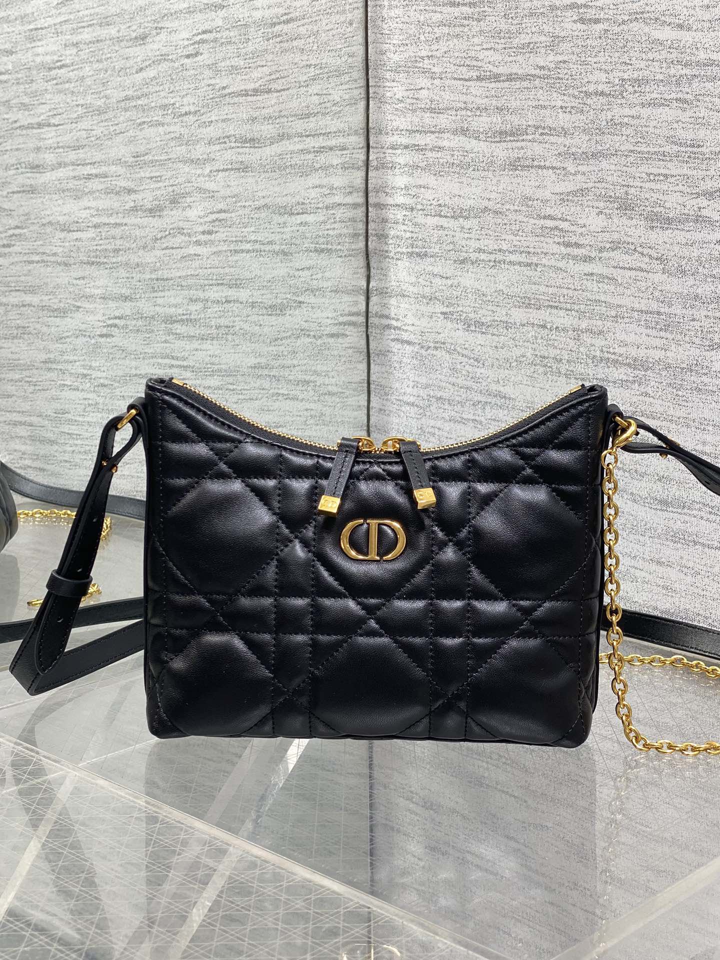 Dior 黑色羊皮鏈條腋下包 單肩款