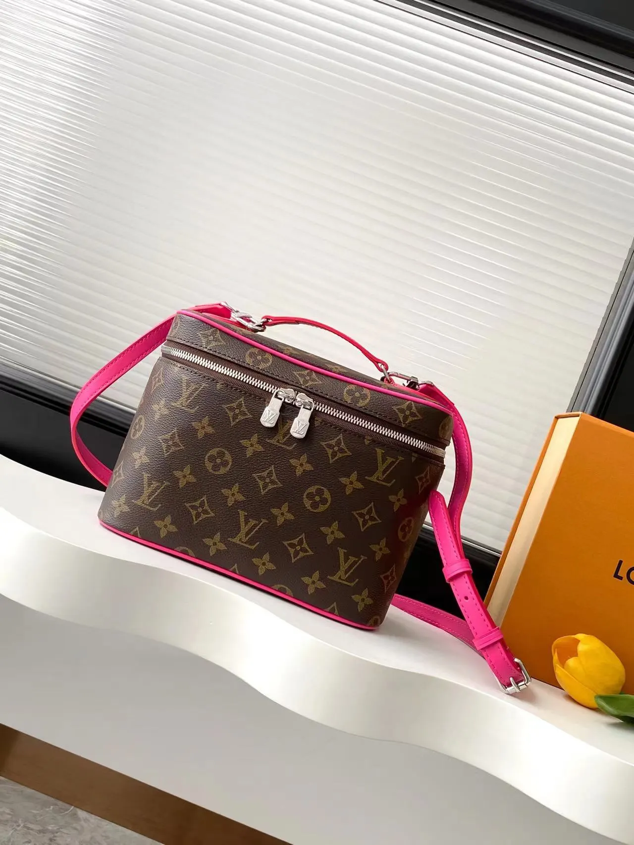 Cosmetic Pouch Leather