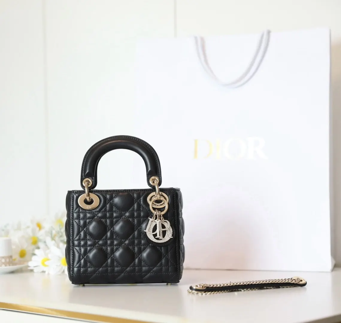 Dior Lady Dior Black Sheepskin Clip, Fine Accessories