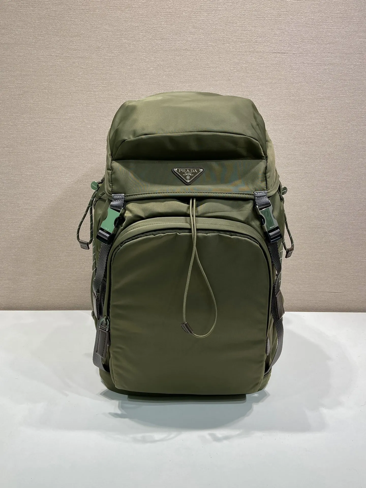皮革 背包 登山包 灵感源自徒步旅行风格 雙肩包 实用雙肩款