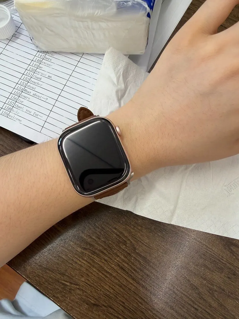 微信下单包邮 送 Watch Serie 手錶 經典腕表款
