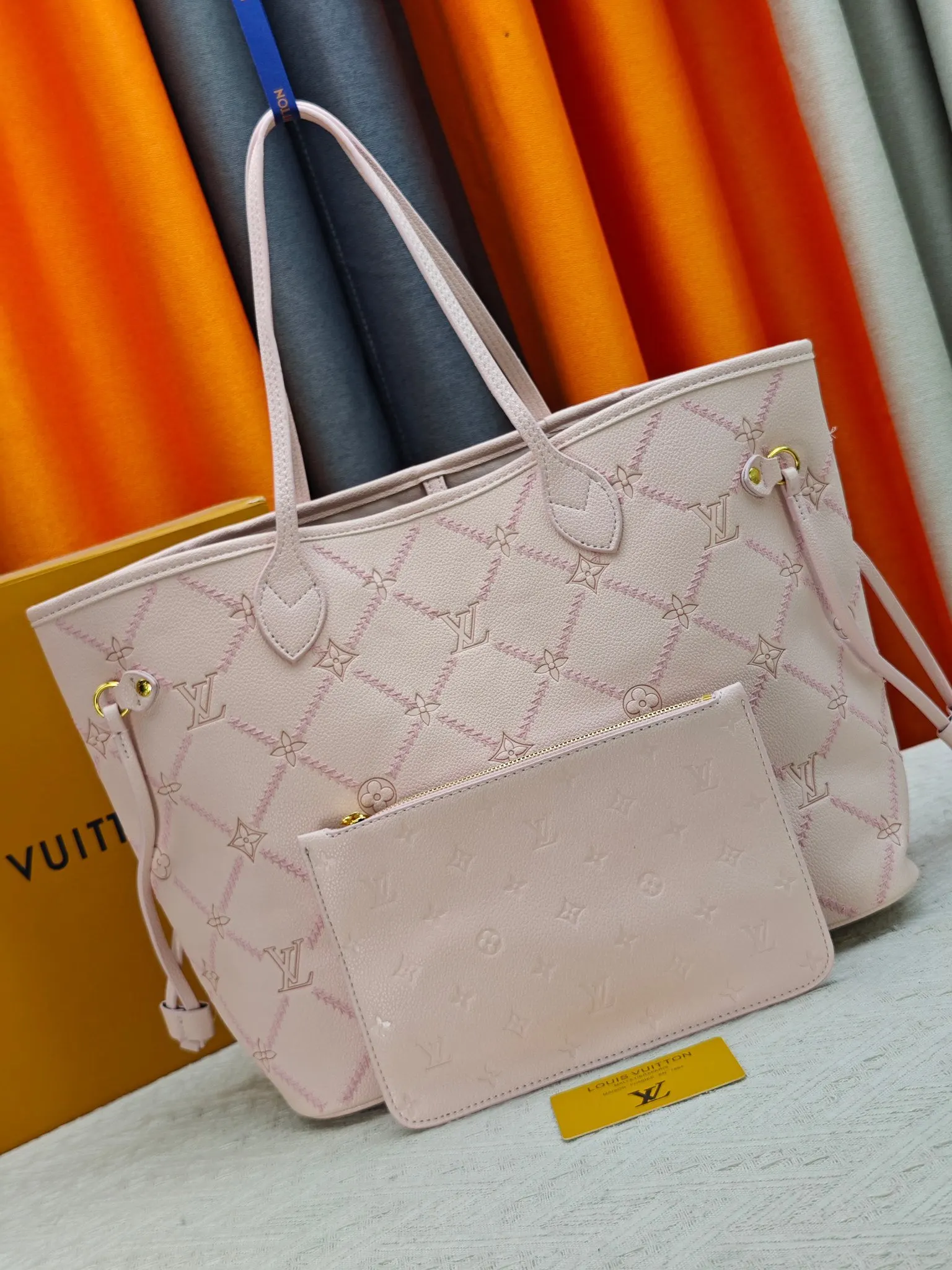LV Neverfull 杏色 Mo托特包 大容量托特款