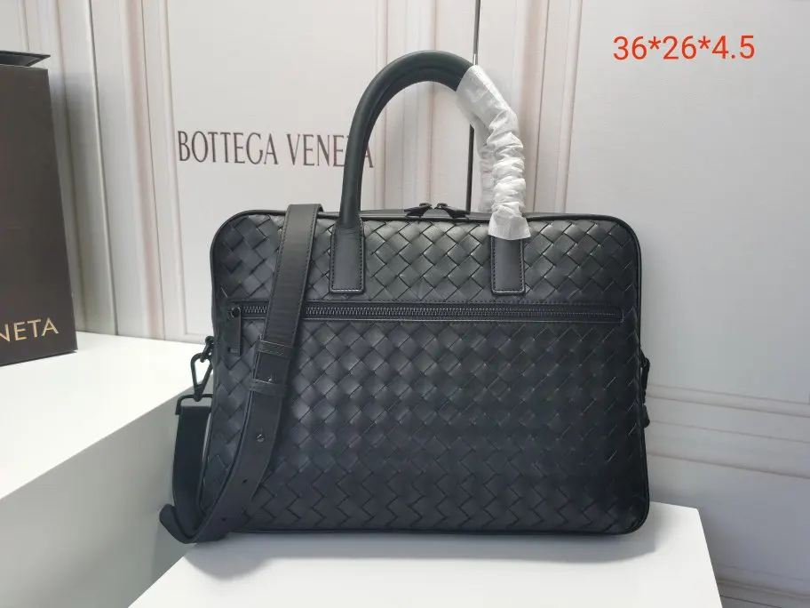 Bottega Veneta 牛皮 公文包 商務通勤款