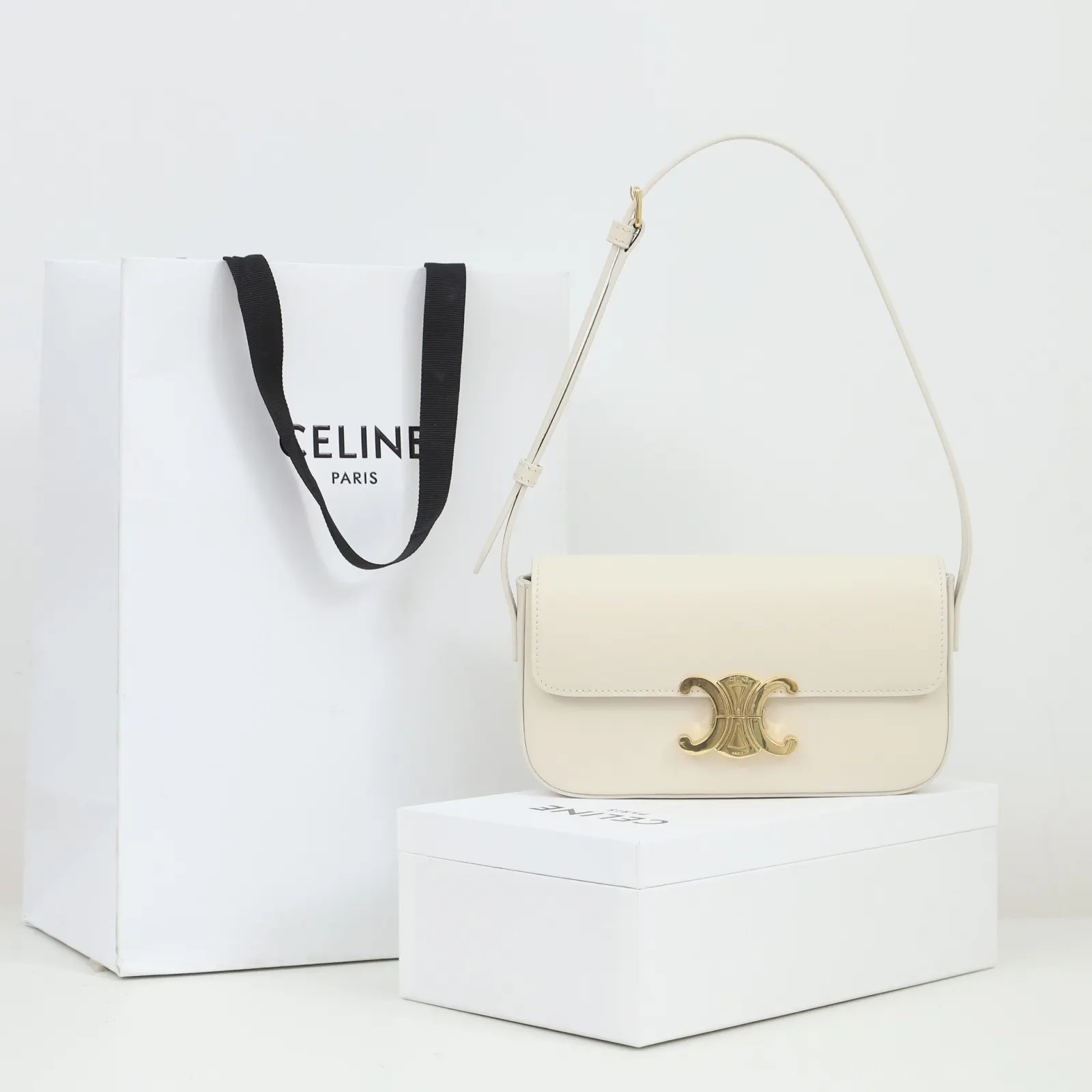 Celine 牛皮 批 意大利进口 开发 水桶包 休閒水桶款