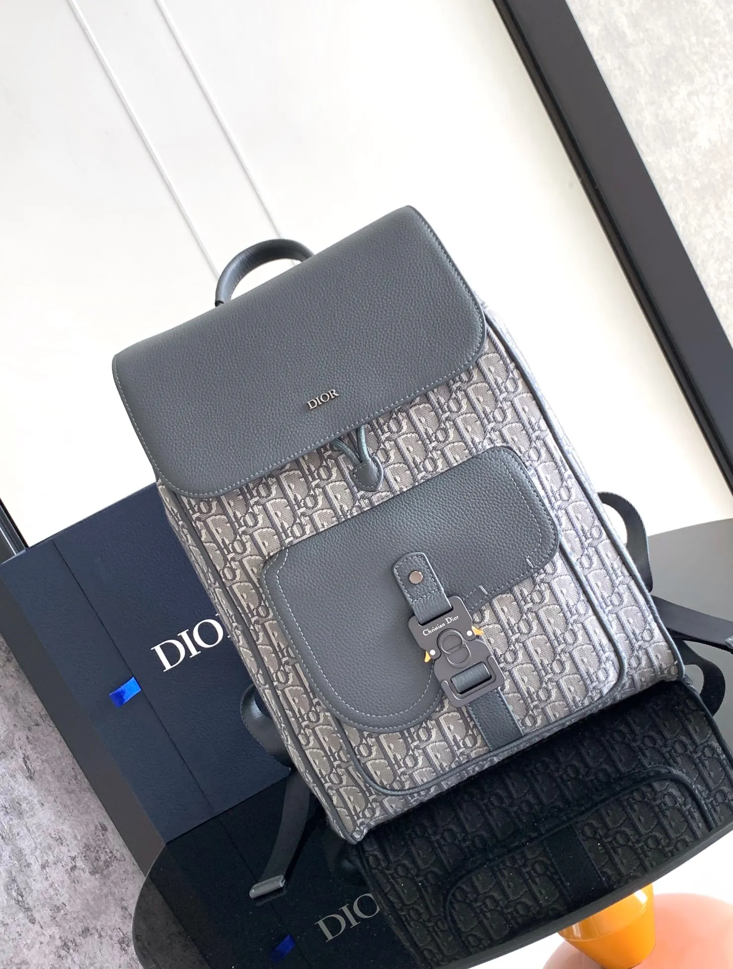 Dior 灰色 牛皮 雙肩包 实用雙肩款