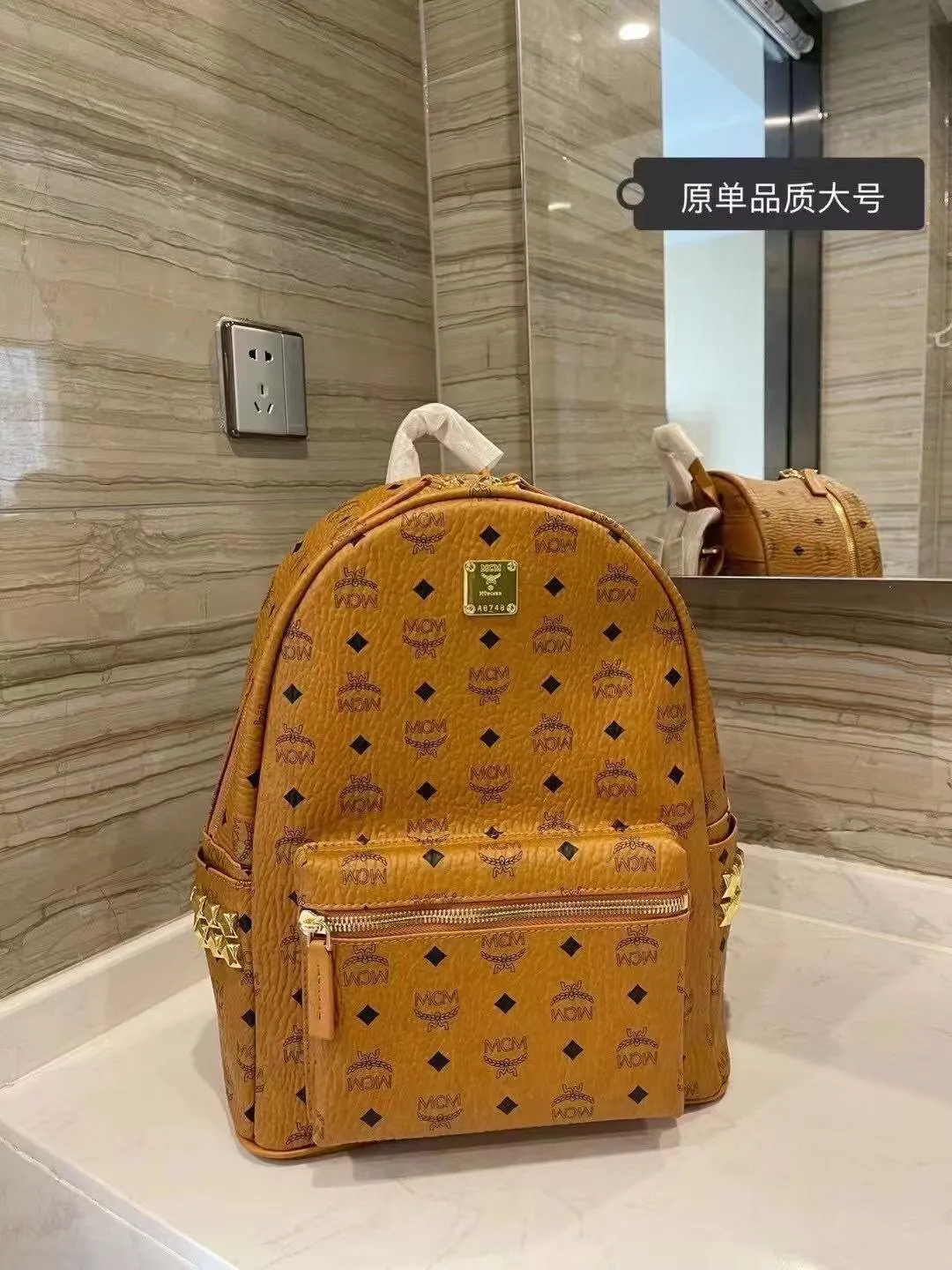 雙肩包 实用雙肩款