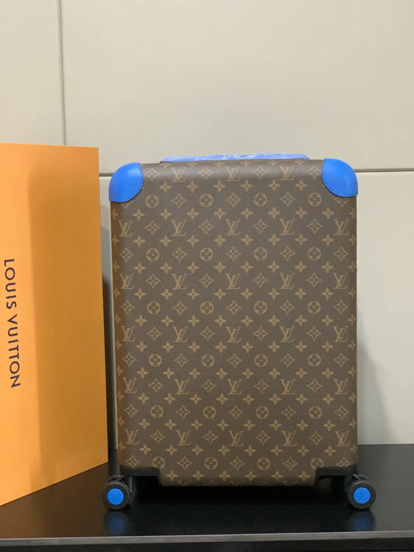 灰色 銀色 拉杆真皮包裹 行李箱 旅行拉杆款 輕便出行款