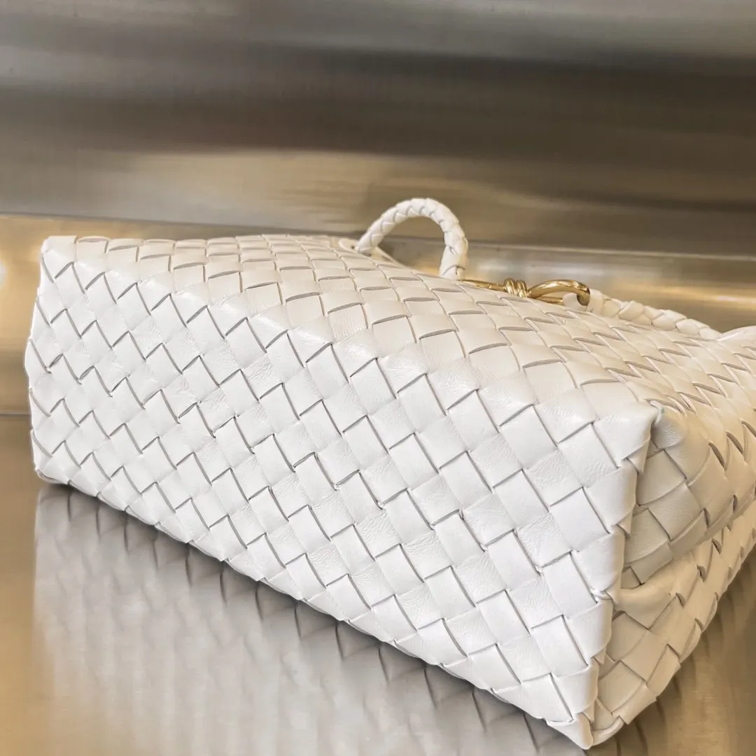 Bottega Veneta 金色 羊皮 斜背包 輕便斜挎款