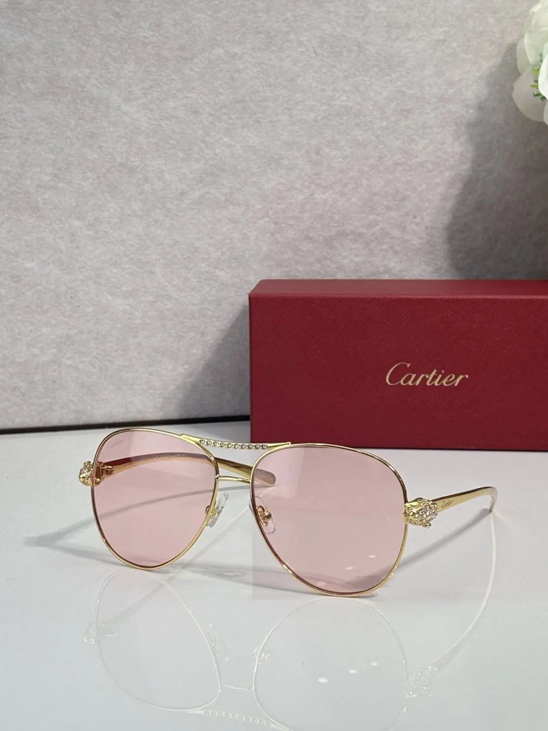 Cartier 墨镜 時尚防晒款