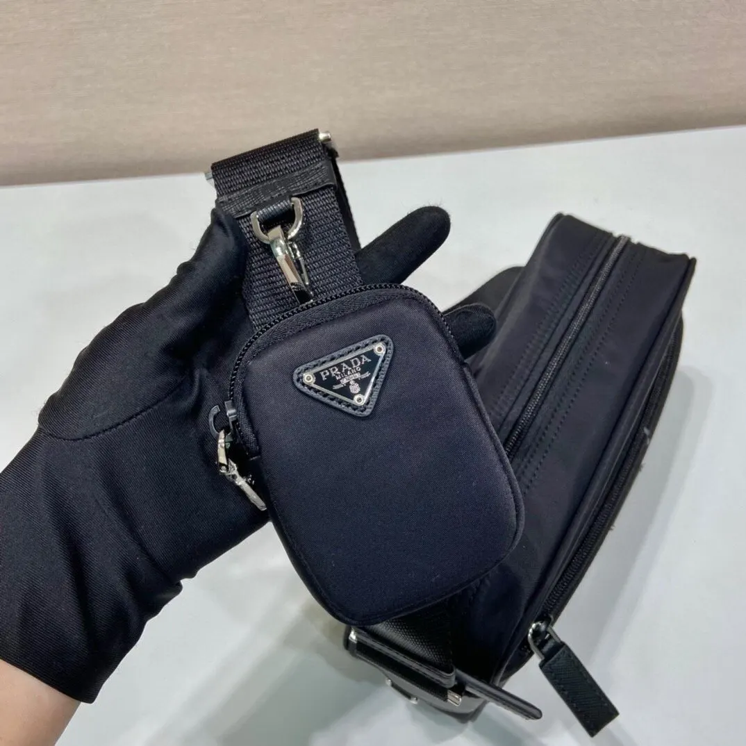 三合一 矩形单肩包设计紧凑 呈 日常单肩背款