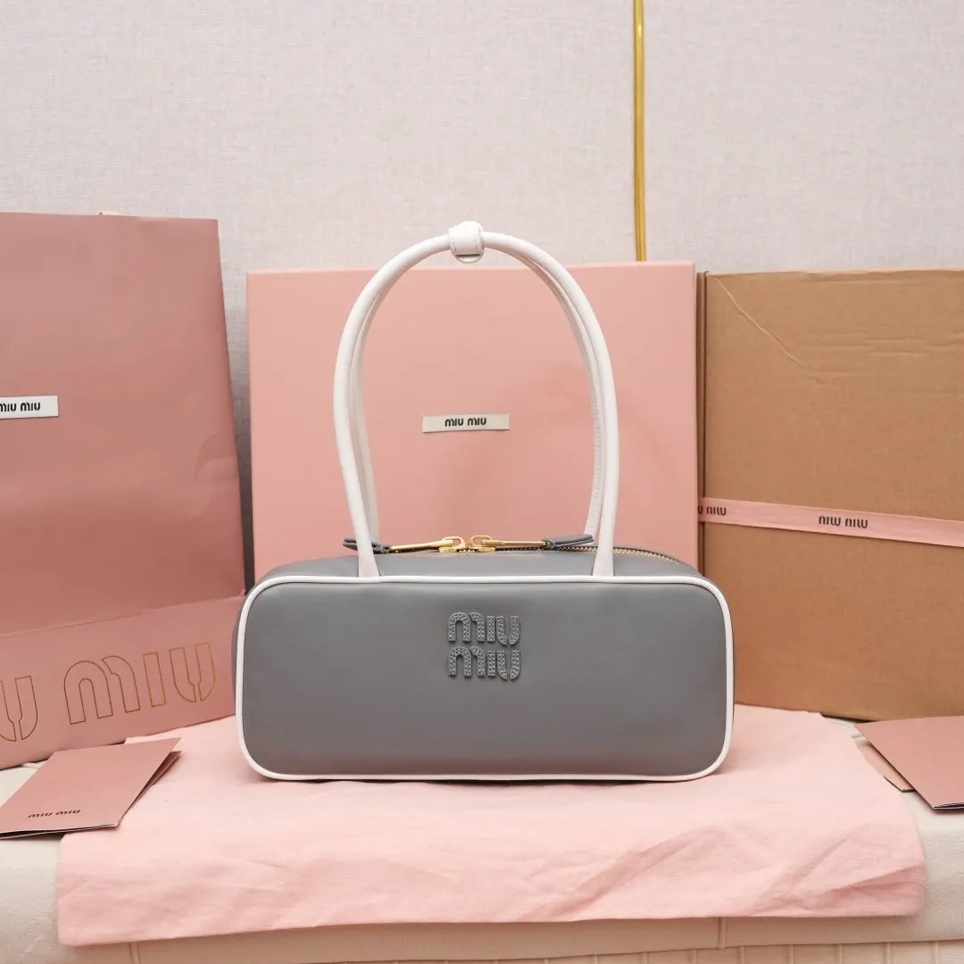Miu 小牛皮 手提包 通勤手提款