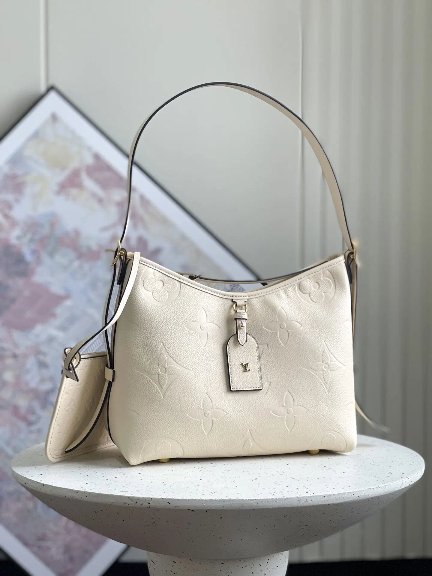CarryAll 白色 米白 Mo手拿包 精致手拿款