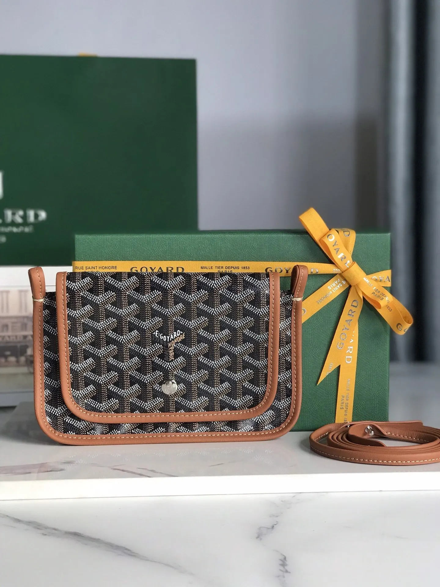 Goyard 戈雅 三层包 Pi 手拿包 精致手拿款