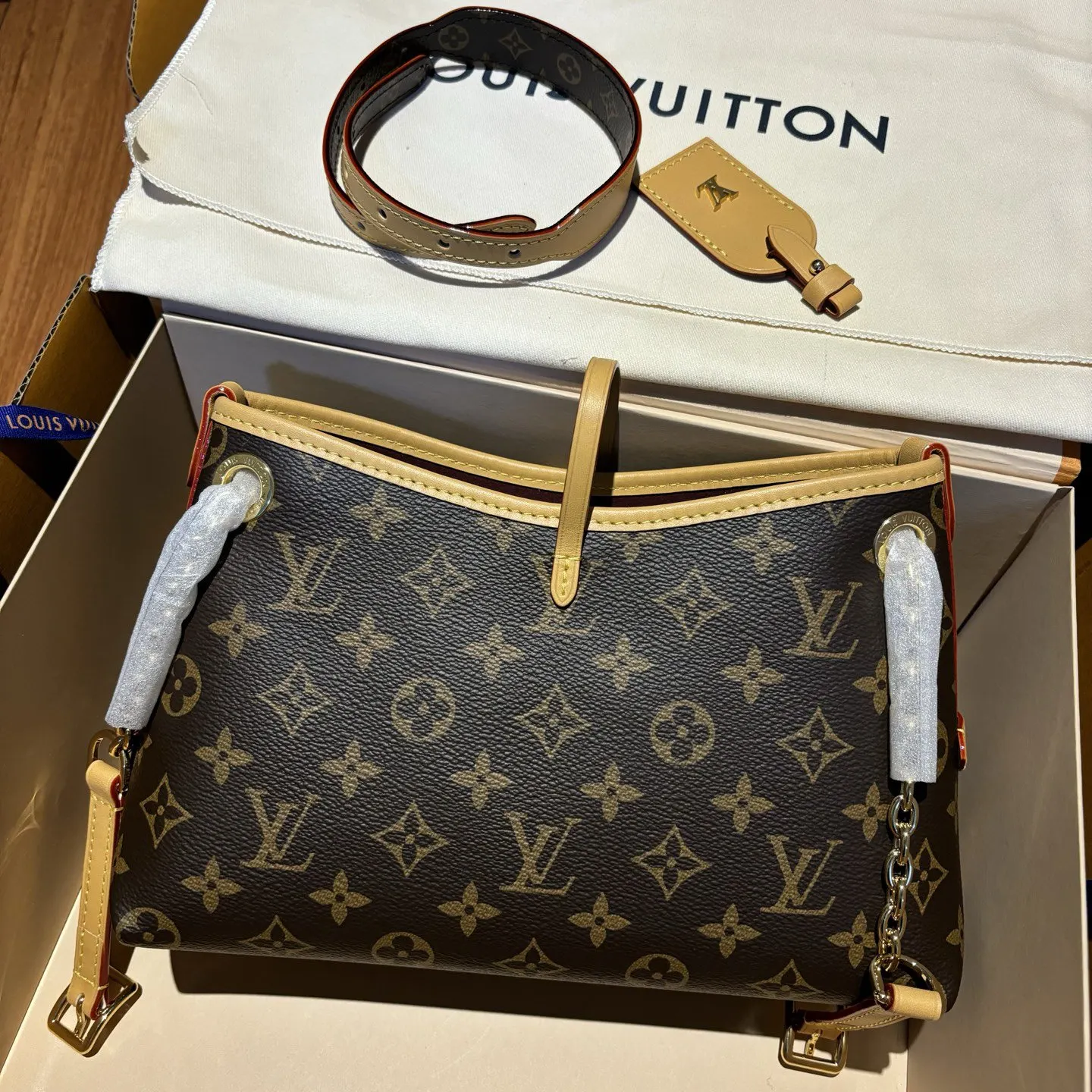 Chain Bag Leather