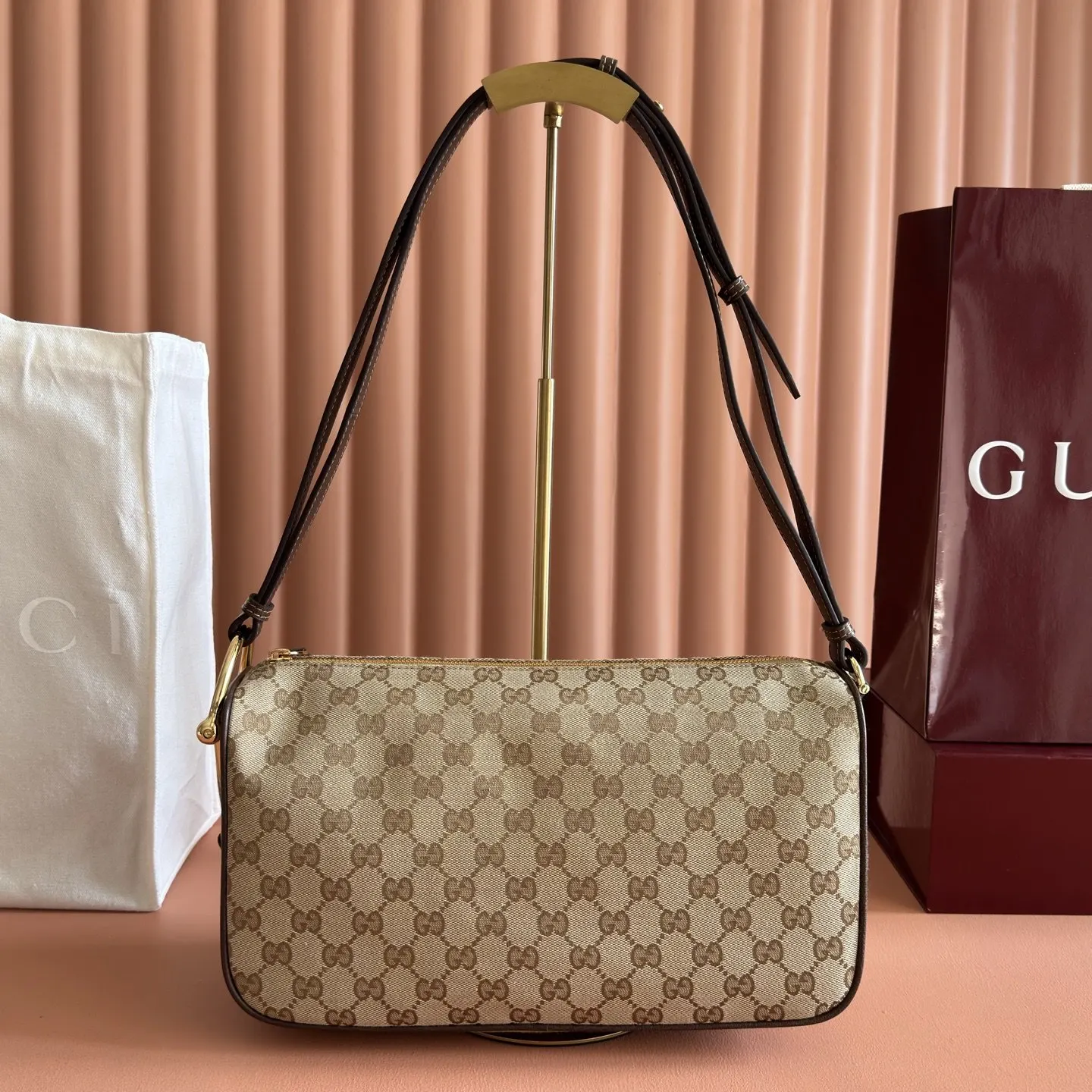 Gucci 棕色 金色 牛皮 腋下包 復古腋下背款