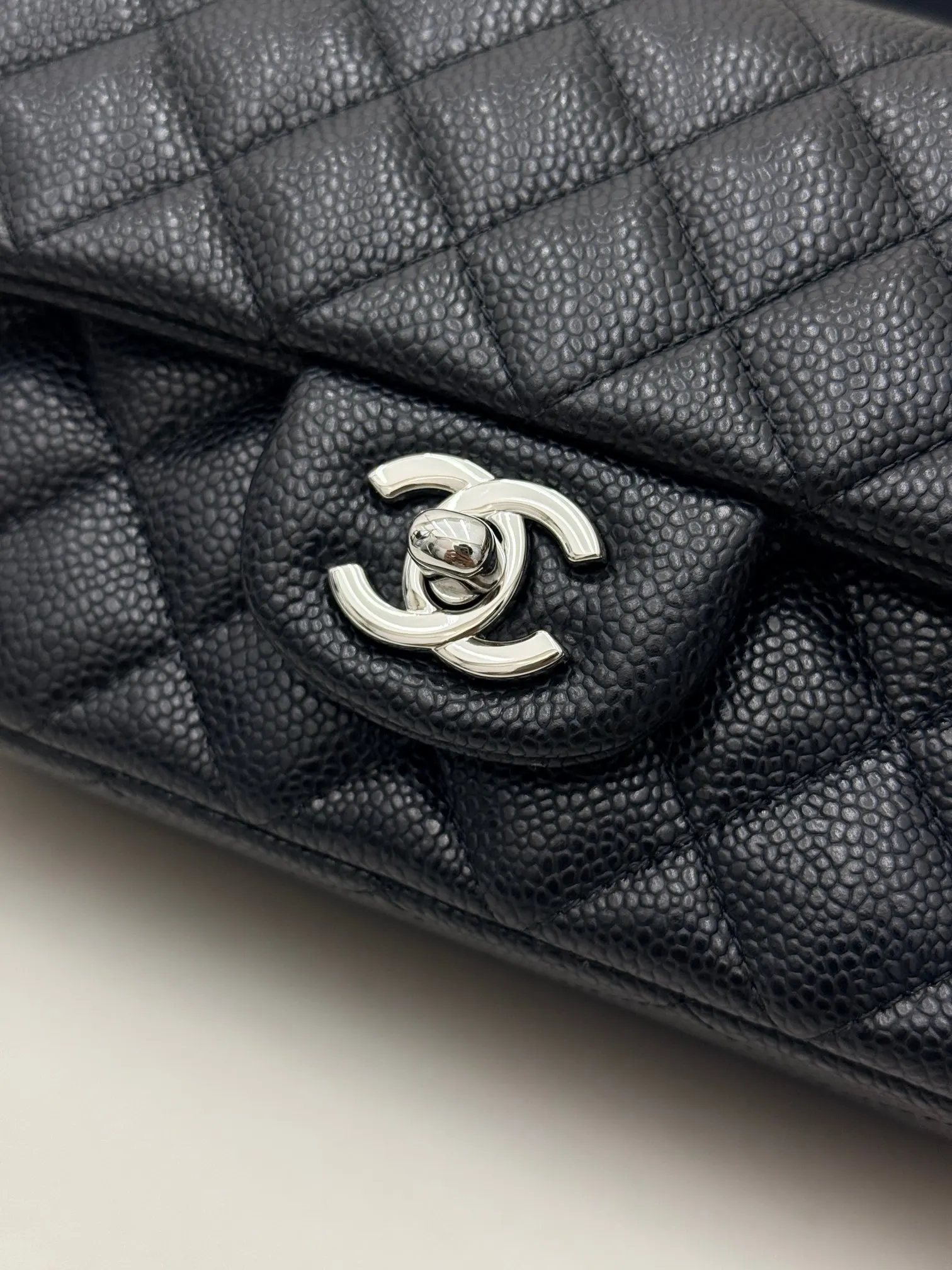 Silver Chain Bag Leather