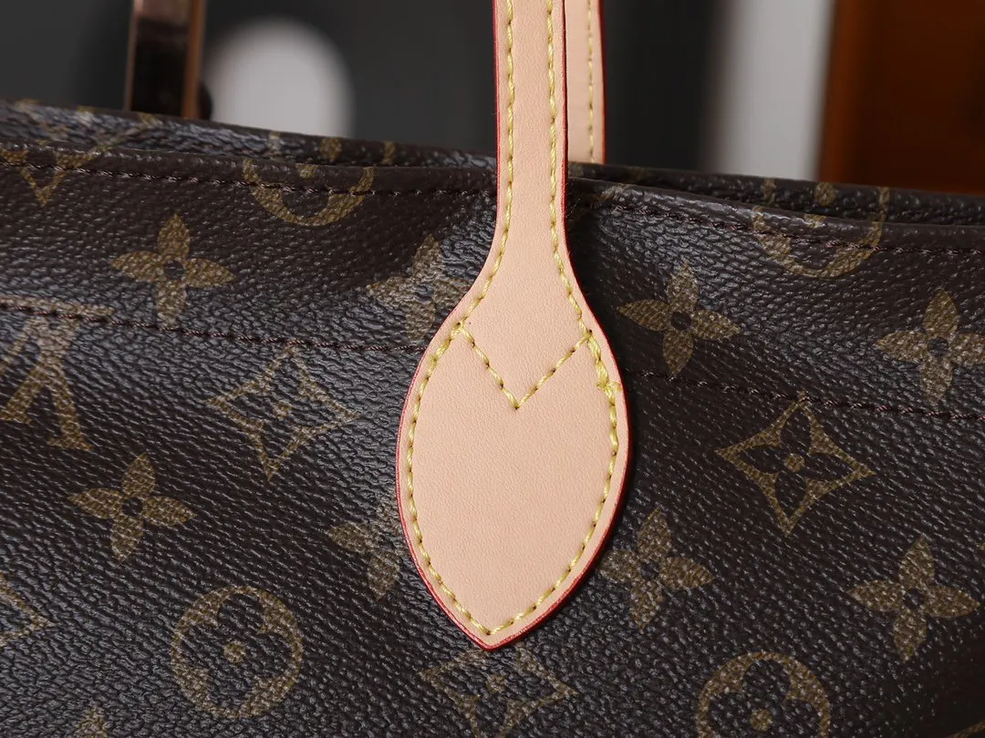 Louis Vuitton Shoulder Bag Canvas