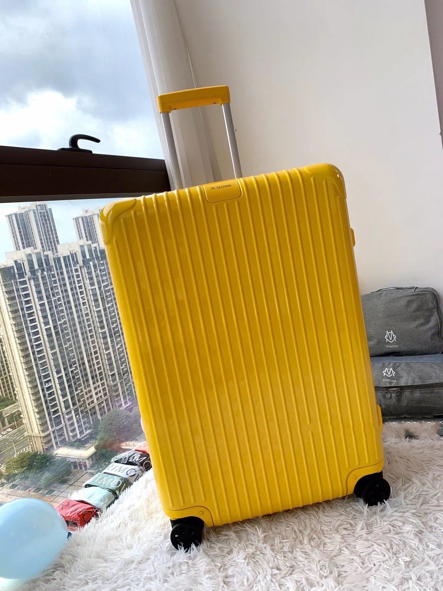 Rimowa日默瓦 拉杆箱 行李箱 超轻pc拉链箱 旅行拉杆款 轻便出行款
