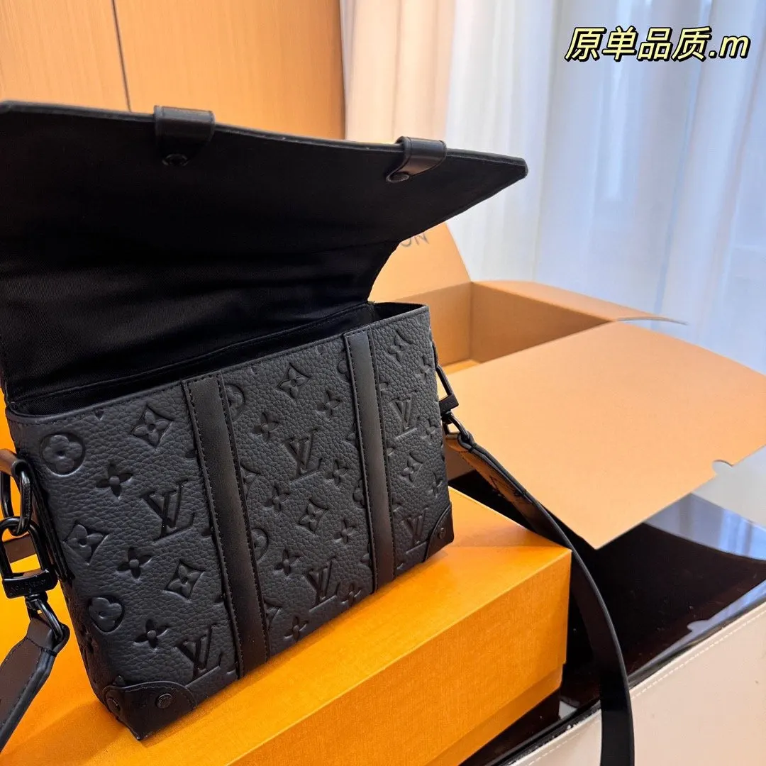 小牛皮 商务工作中的理想伴侣 包包单肩斜挎包大容量工装包 好 轻便斜挎款