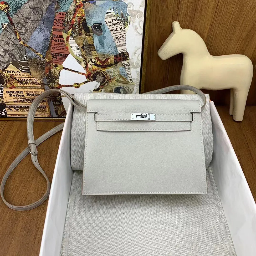 Hermes Kelly Danse Evercolor牛皮 斜背包 22cm 經典款