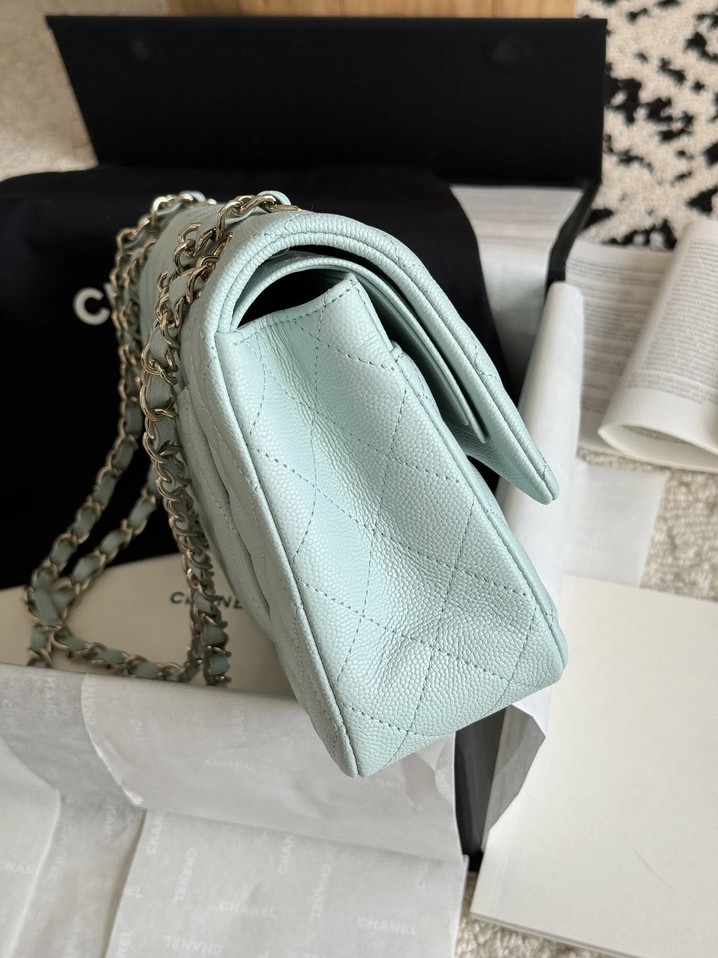 Crossbody Bag Lightweight Leather