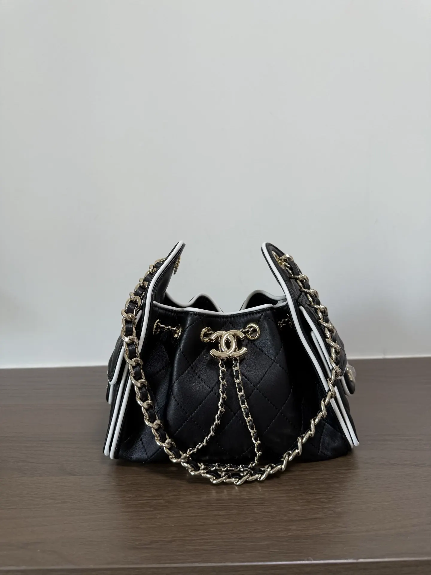 Chain Bag Leather