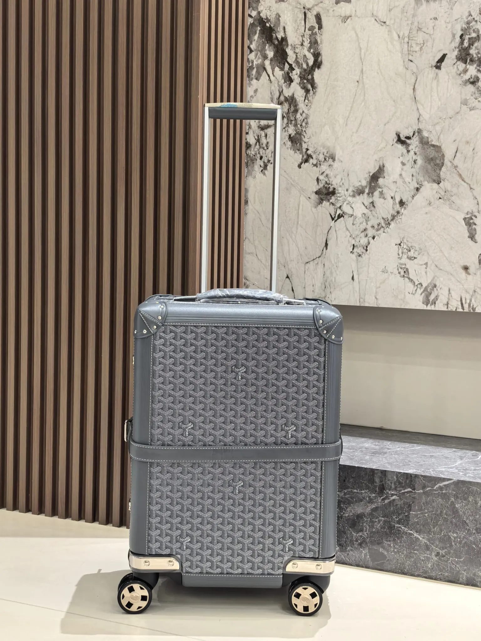 Goyard 戈雅 寸登机箱 全手工精心打造 行李箱 旅行拉杆款 輕便出行款
