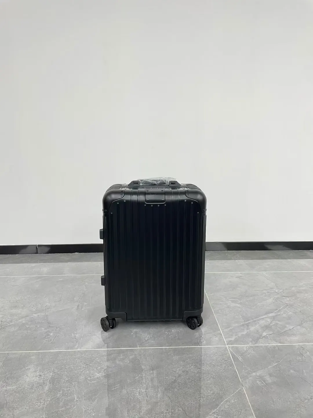 黑色 银色 Original 系列 全新 系终于来啦 行李箱 旅行拉杆款 轻便出行款