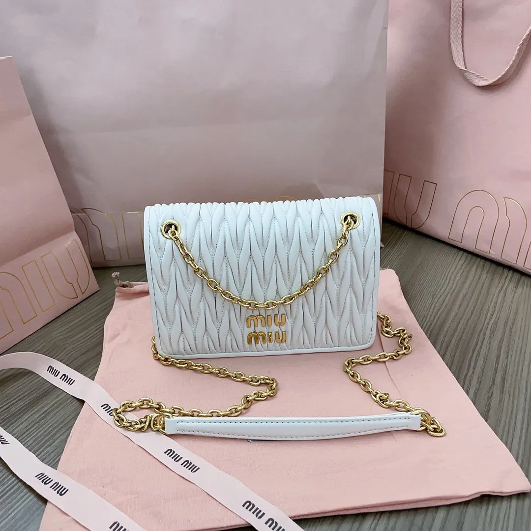 羊皮 软羊革手袋 經典标志Matela 斜背包 輕便斜挎款