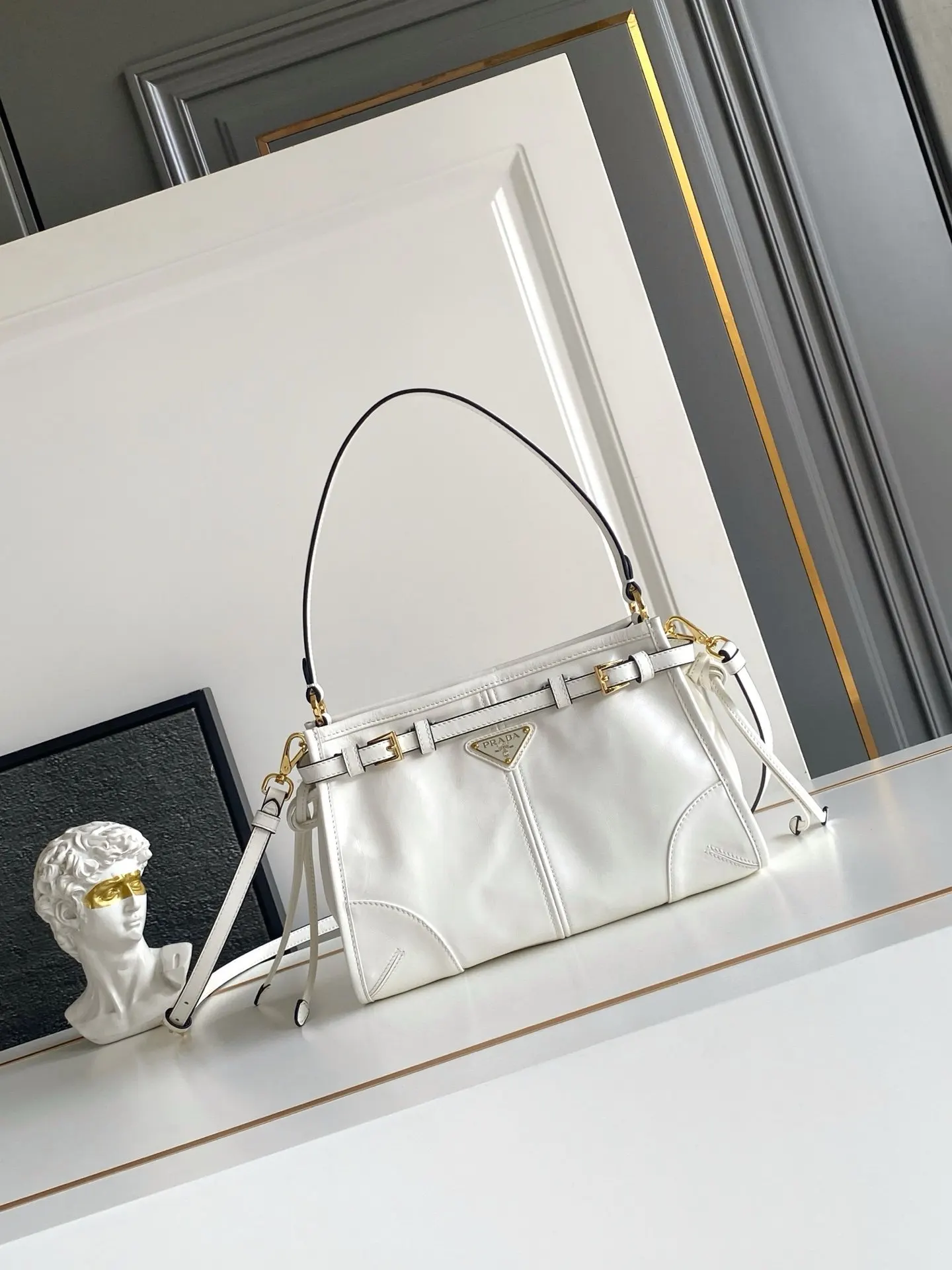 PRADA 1BC297 斜背包 日常通勤款