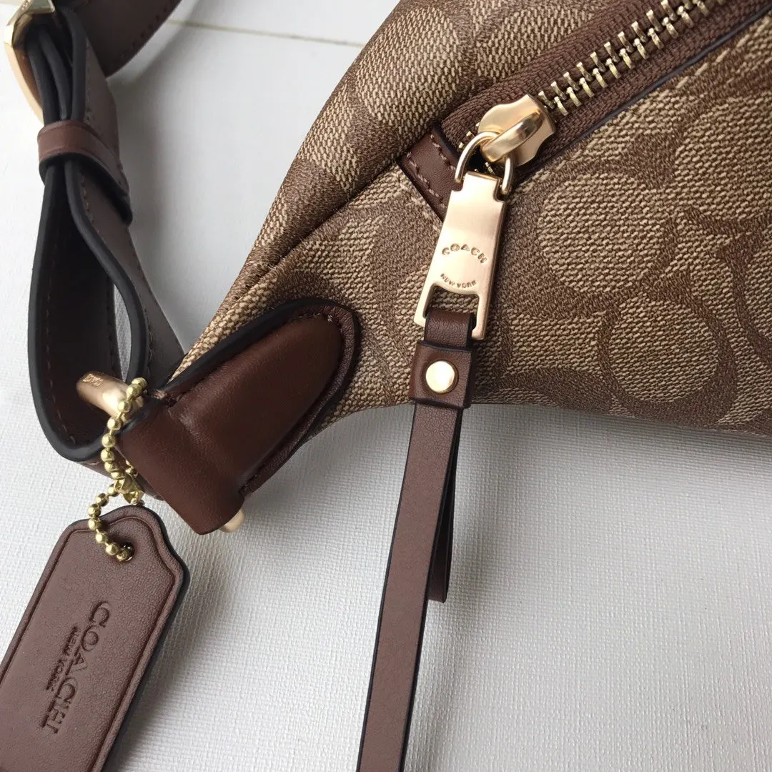 Coach 女士 經典Logo腰包 胸包 休閒腰包款
