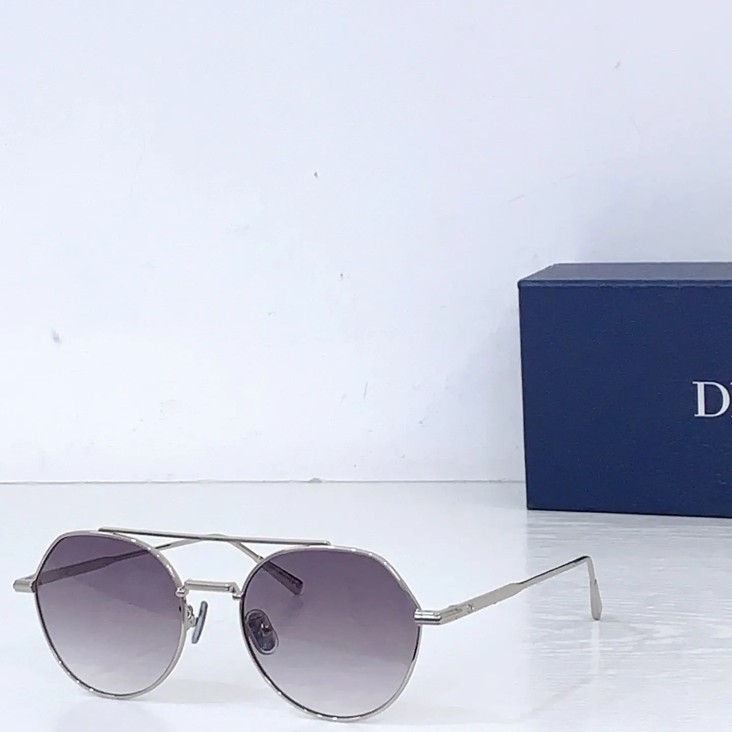 Dior bags, portable messenger models