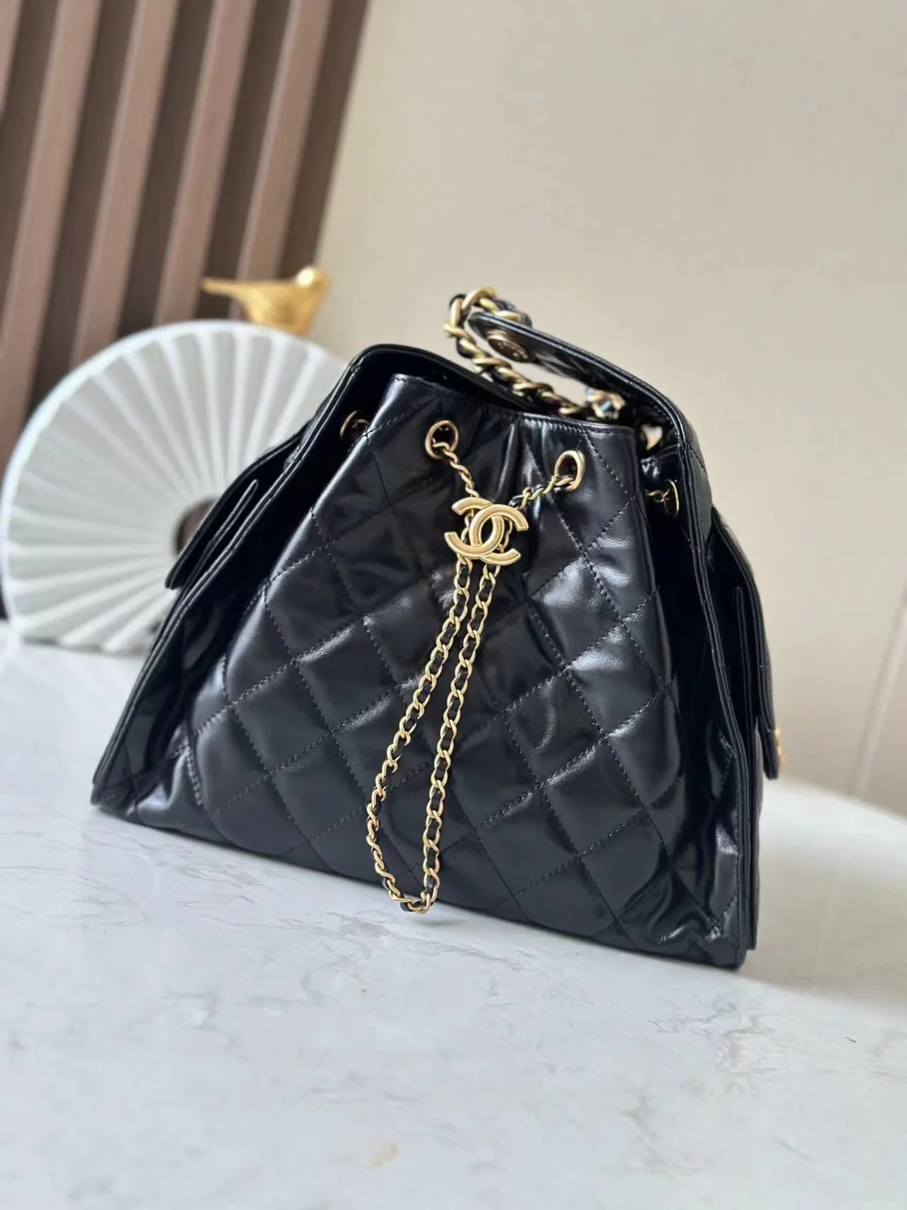 CHANEL 油蠟羊皮Hobo腋下包 單肩背