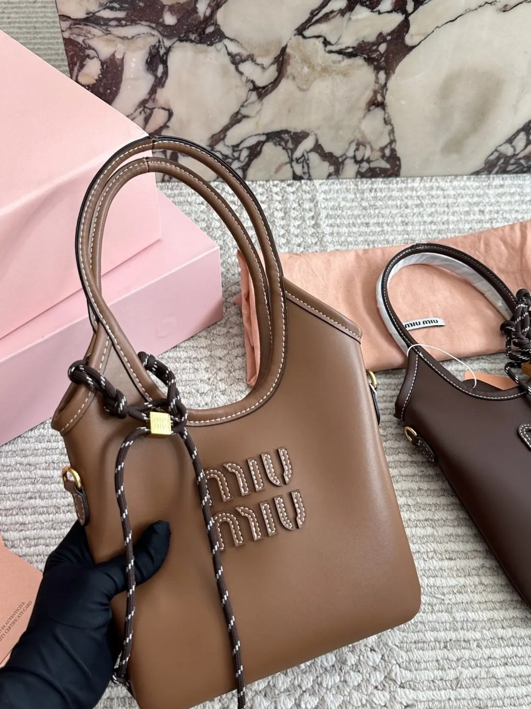 Miu 盒 miumiu 托特包 大容量托特款