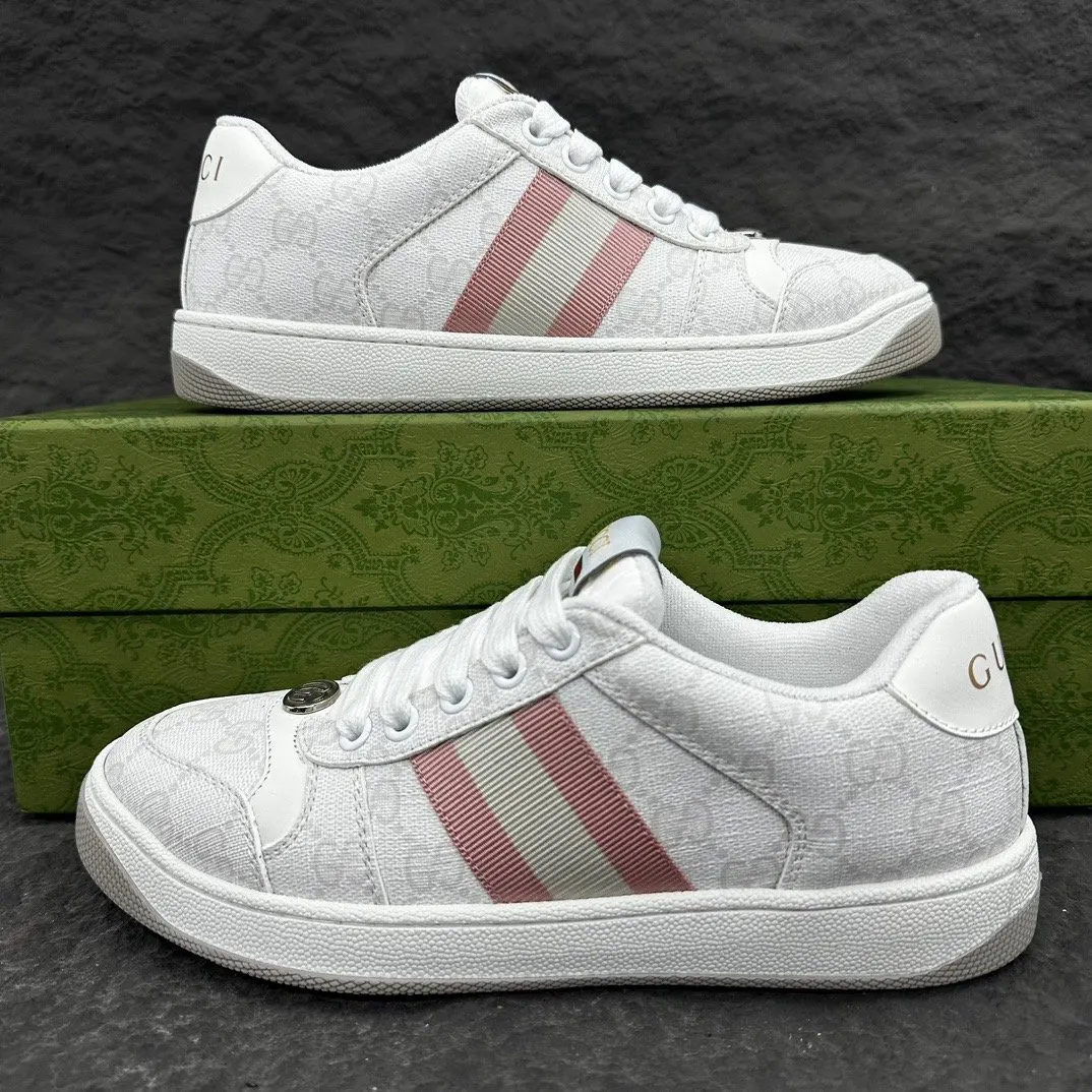 Gucci Logo Casual Sneakers, Versatile 84