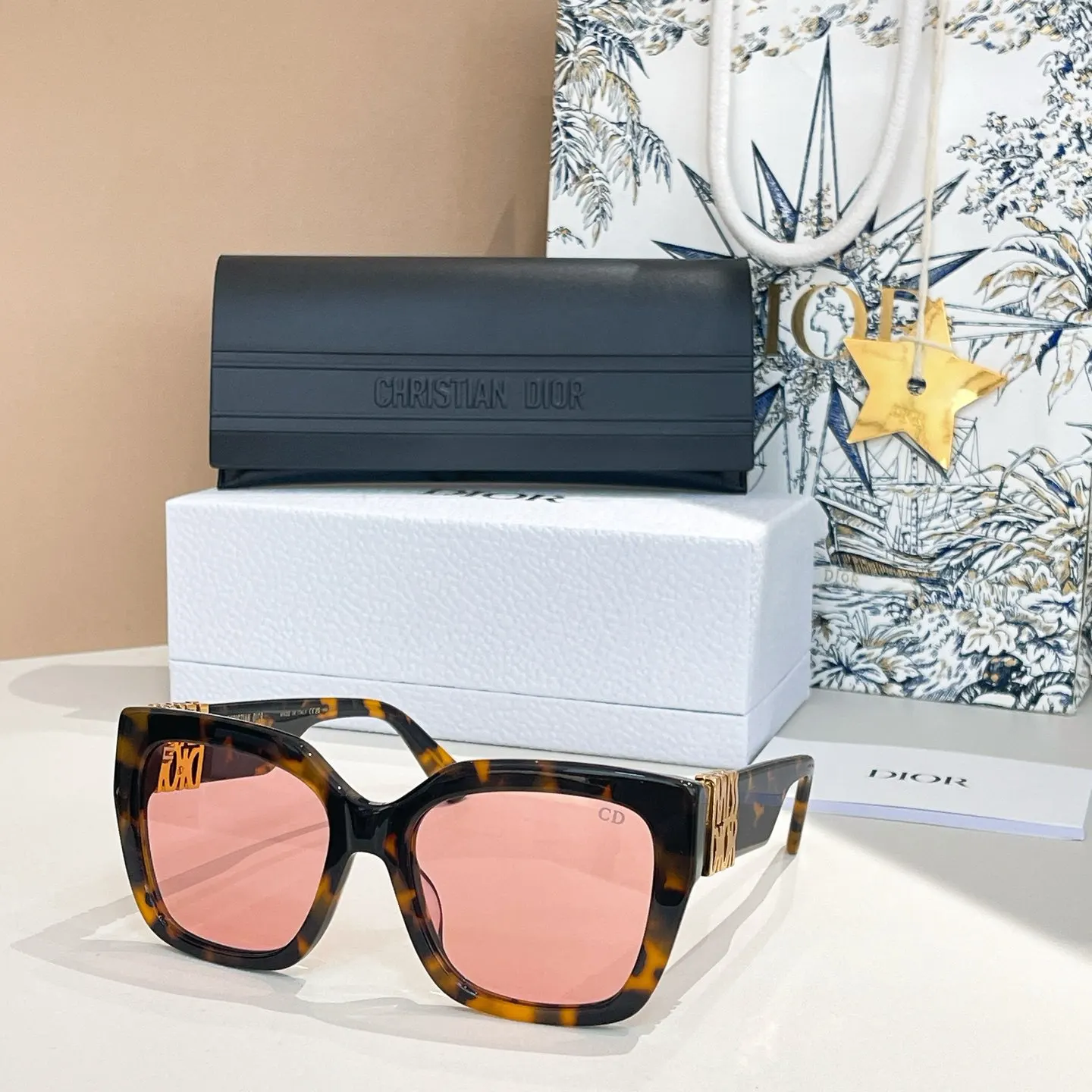 Dior 粉色漸變太陽鏡 復古时尚款